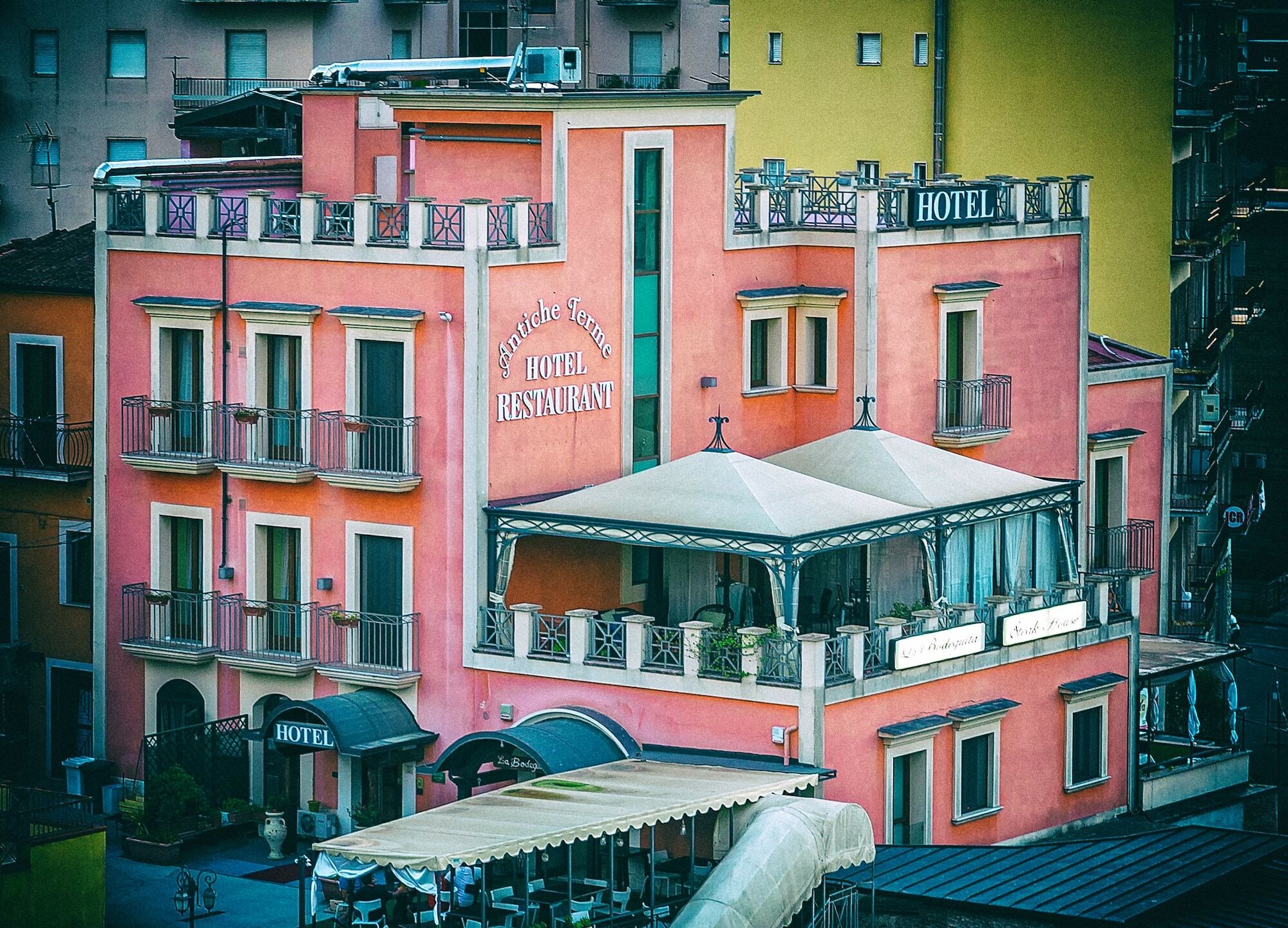 Hotel Antiche Terme Benevento Exterior foto